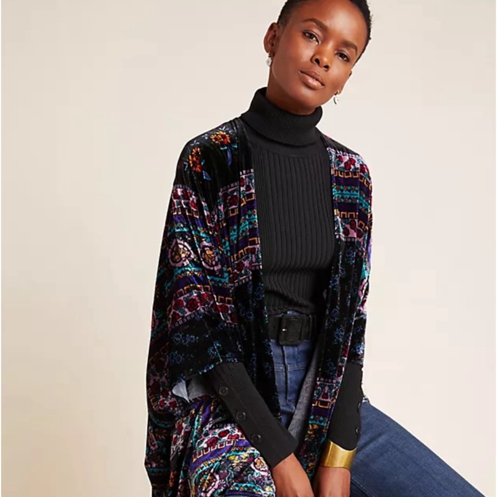 Akemi + Kim Velvet Kimono
